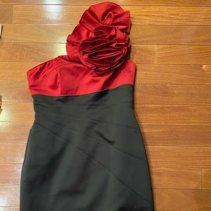 One shoulder plain dress